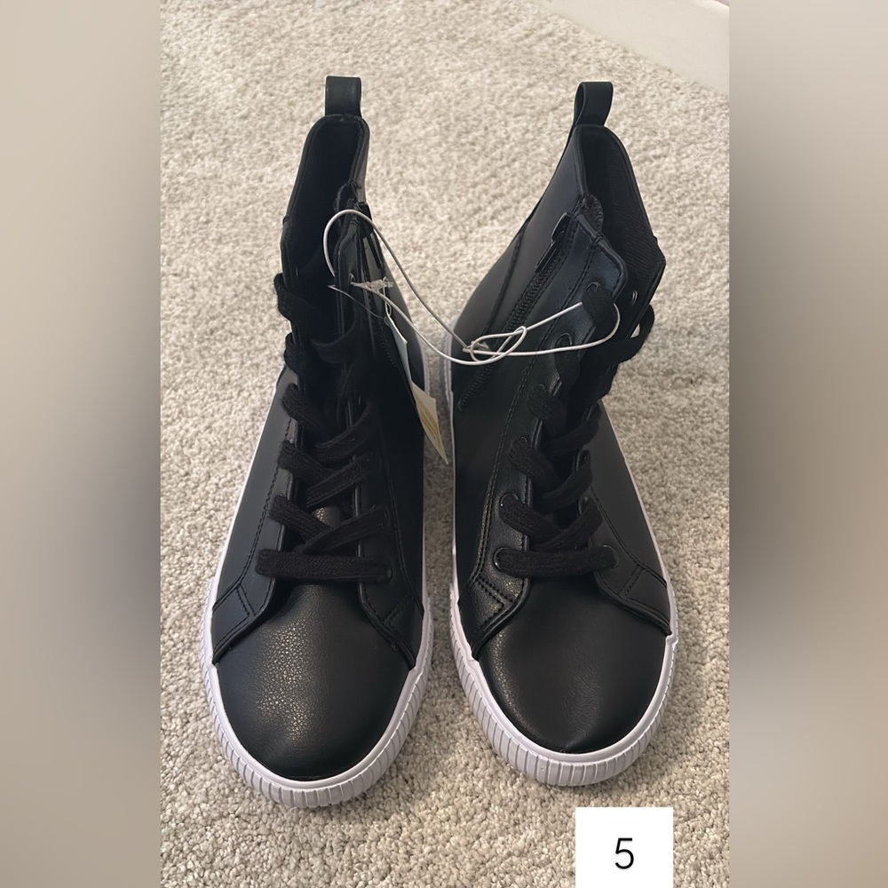 Black shoes